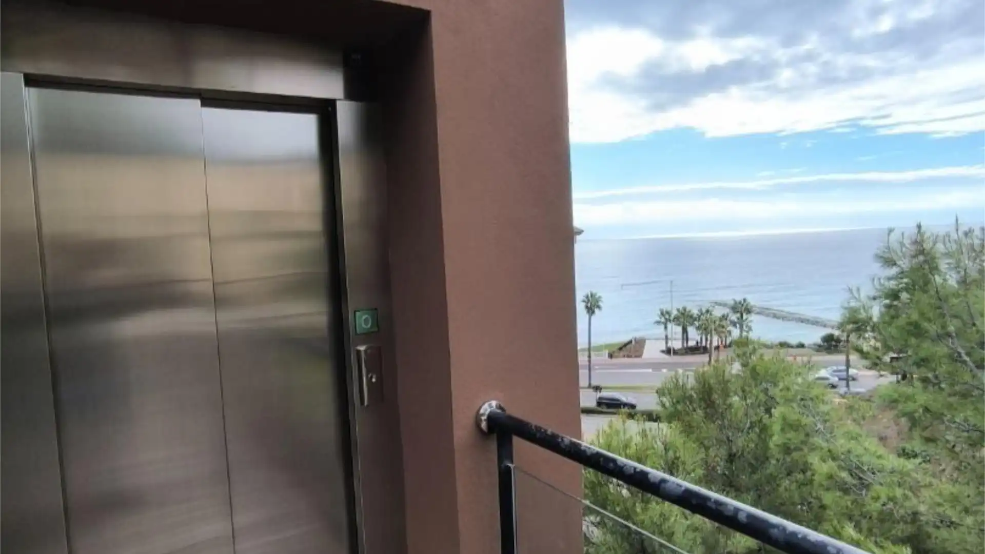 Piso en  Calle El Coloso 1 - Foto 2