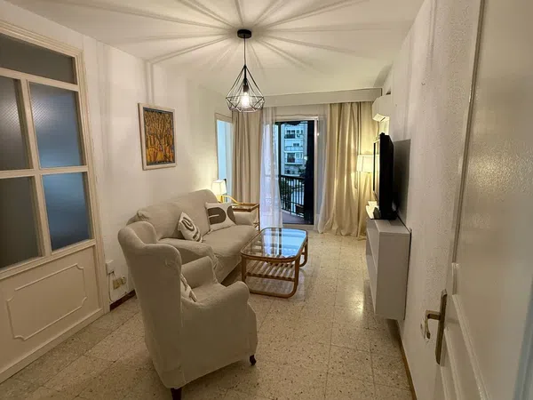 Piso en calle Penibética, 1