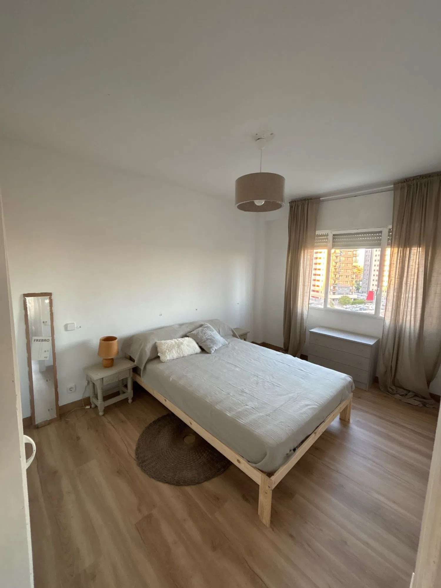 Piso en calle Guadalbullon, 19 - Foto 1