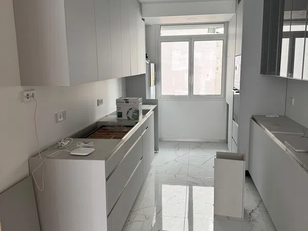 Piso en calle Escultor Roque López, 3 - Foto 8