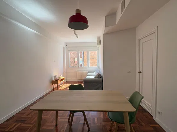 Piso en calle de Rodríguez San Pedro, 13 duplica