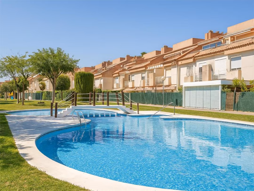 Casa adosada en  Avenida del Locutor Vicente Hipólito 20A - Foto 35