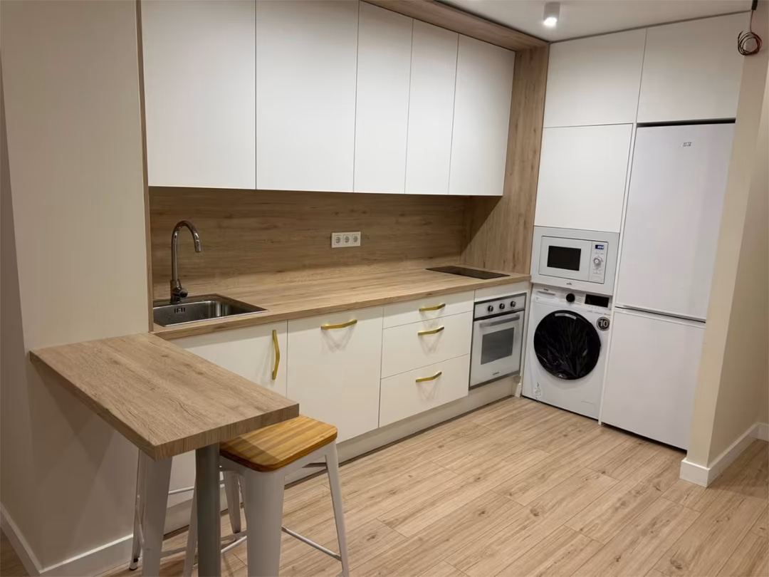 Piso en  Plaza Austria 11 - Foto 2