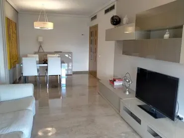 Piso en  Avinguda dels Reis Catòlics 8 - Foto 9