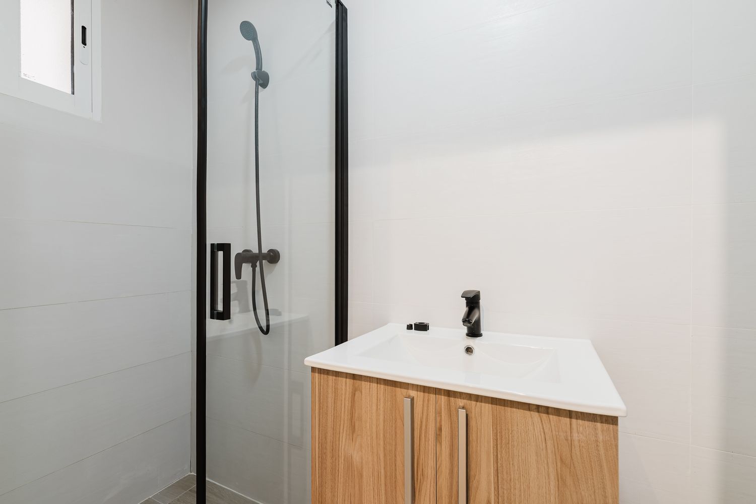 Estudio en calle d' Antonio Ponz, 9 - Foto 7