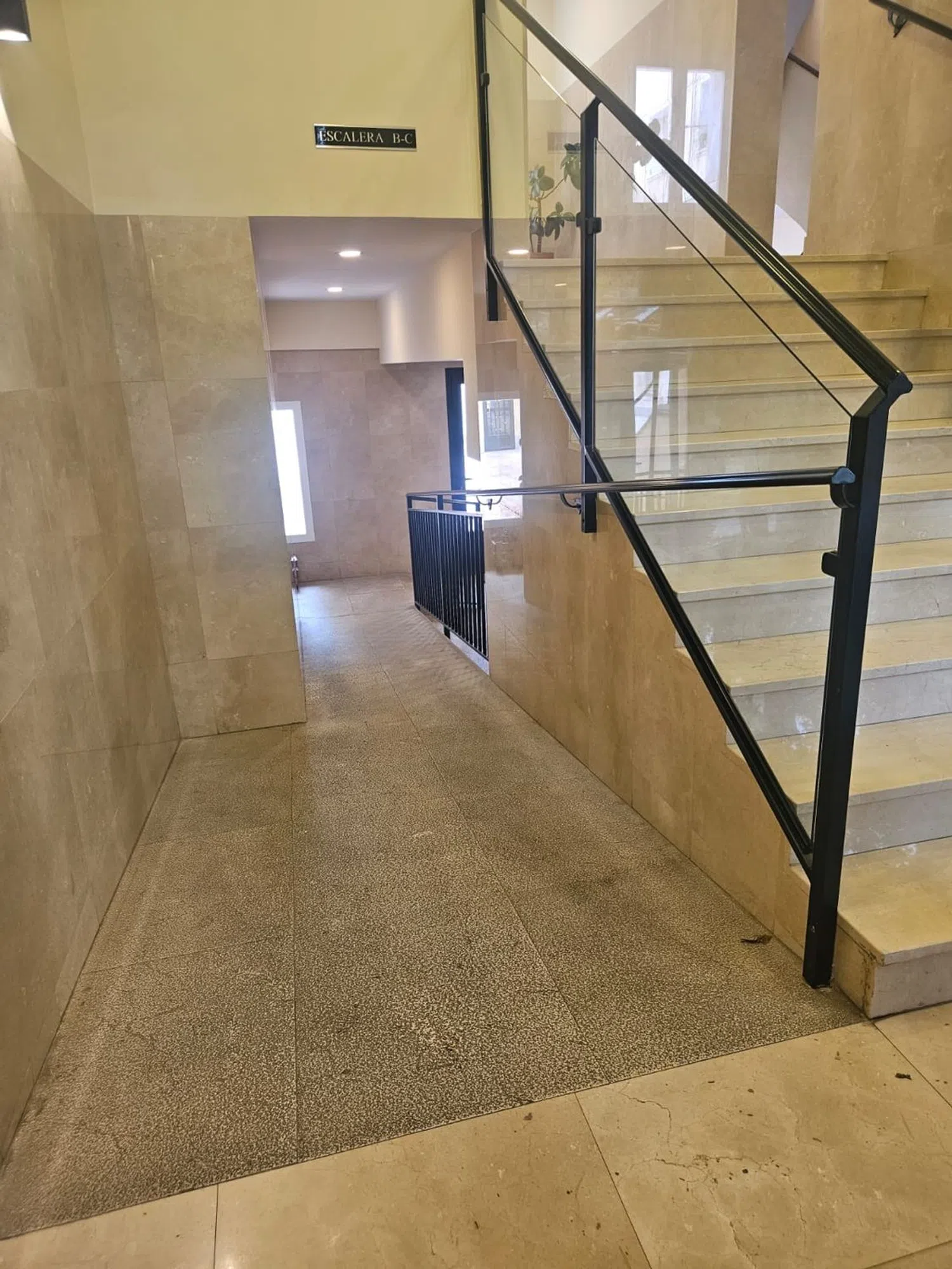 Piso en avenida del Presidente Carmona, 3 - Foto 2