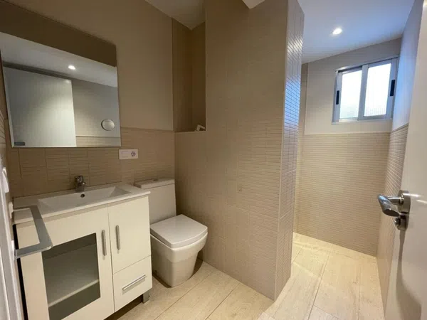 Piso en Calle Maestro Arrieta, 1, Barrio León - Foto 4