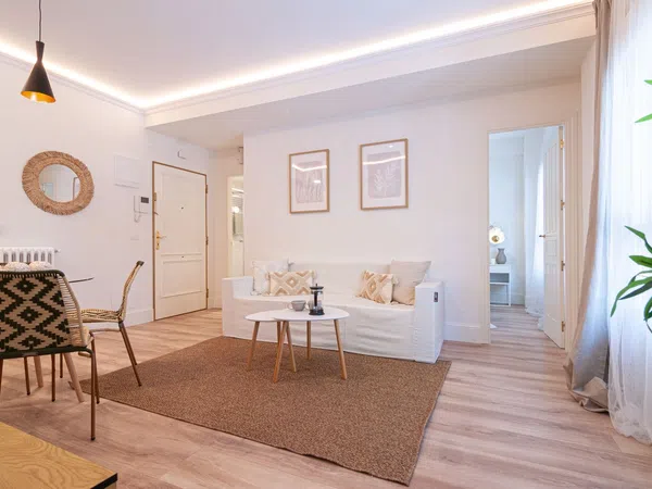 Piso en calle de Francisco Silvela, 45