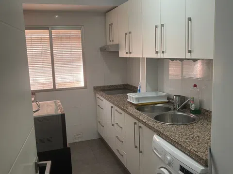 Piso en calle Tarfia, 37