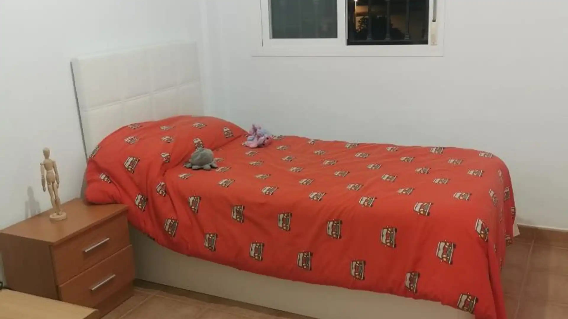 Piso en  Calle Montelirio 10 - Foto 7