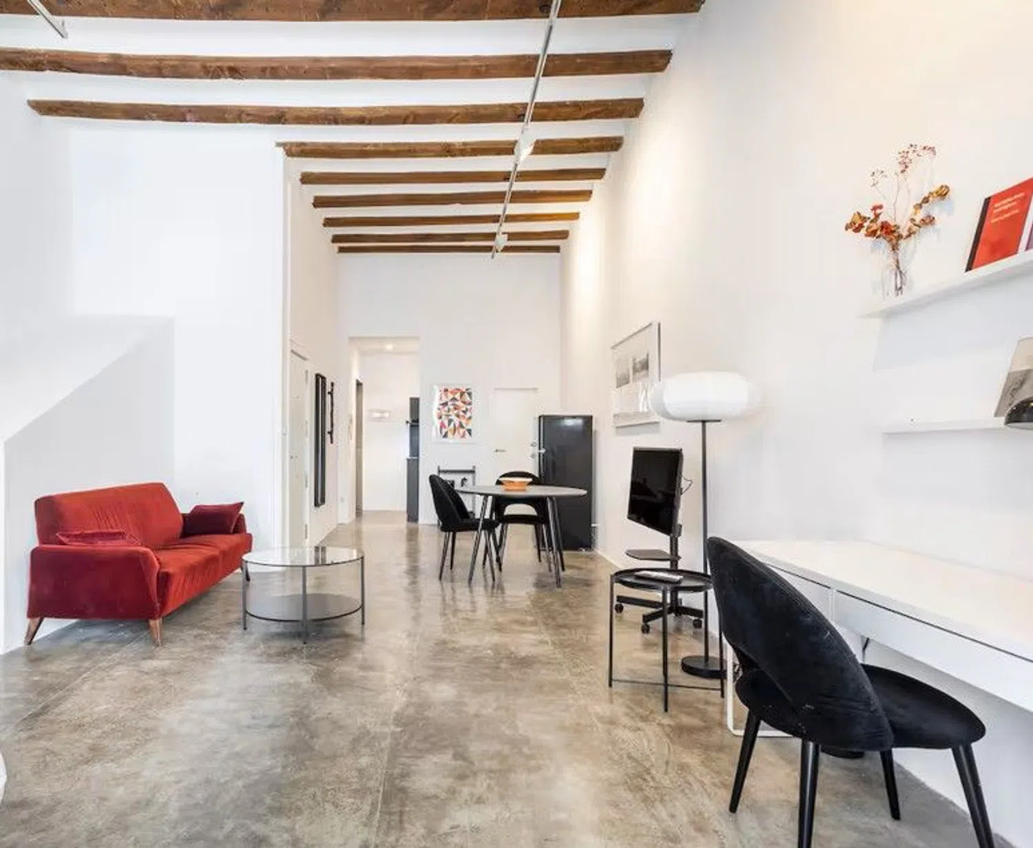 Estudio en calle d'Eixarchs, 17 - Foto 1