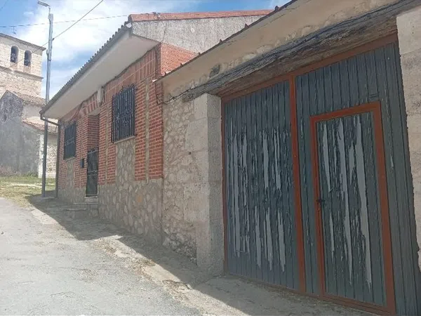 Casa de pueblo en Calle del ayuntamiento, 1 - Foto 1