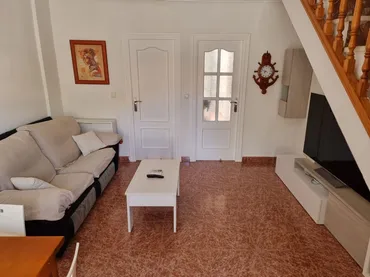 Casa adosada en  Calle Río Sena 12 - Foto 1