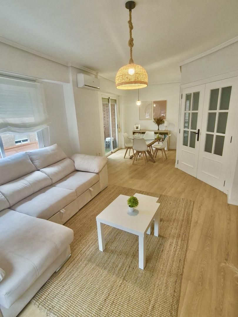 Piso en  Calle del Capitán Segarra 10 - Foto 3