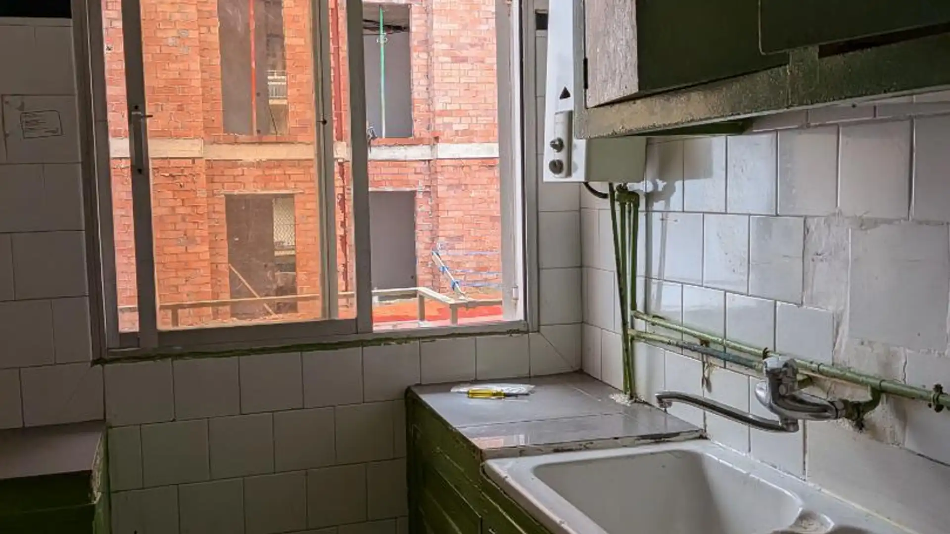 Piso en  Carrer de Pere Riudor 16 - Foto 8