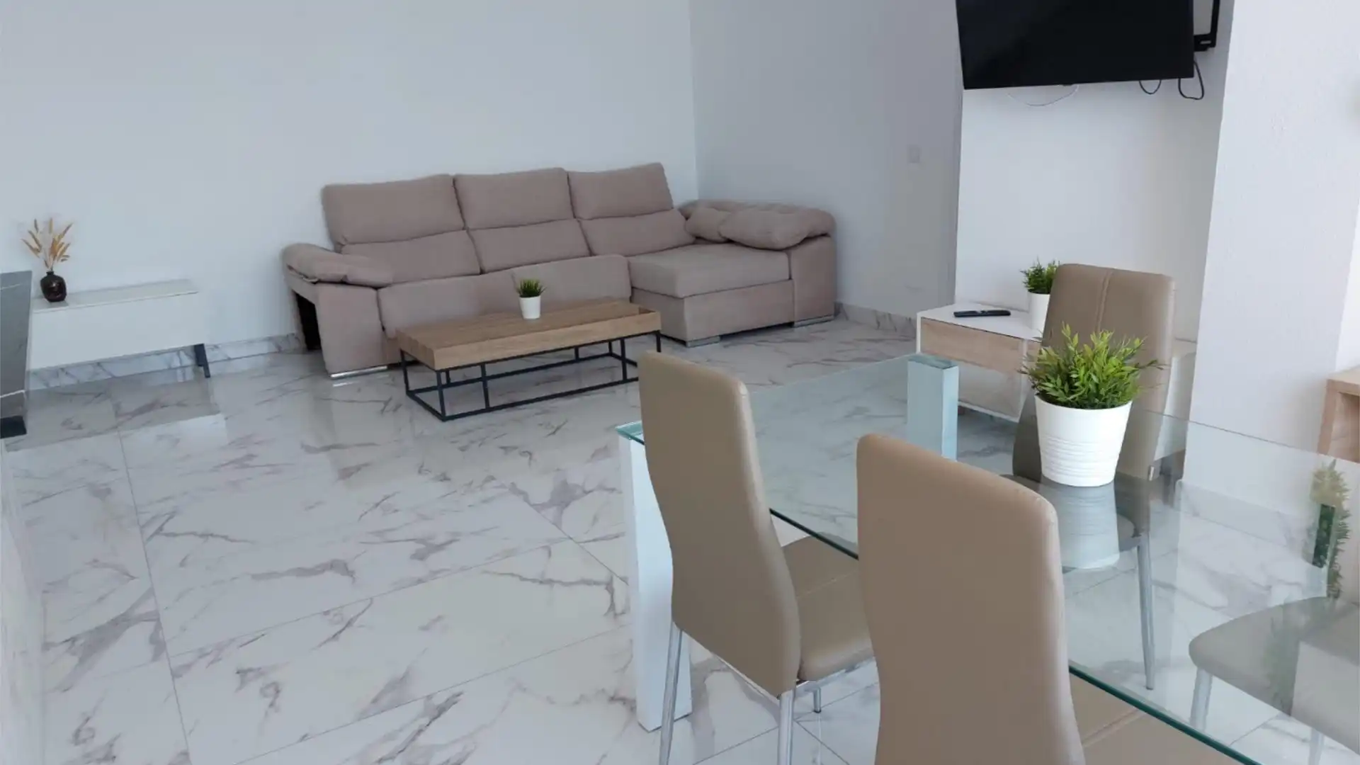 Piso en  Plaza de la Colonia 1 - Foto 3