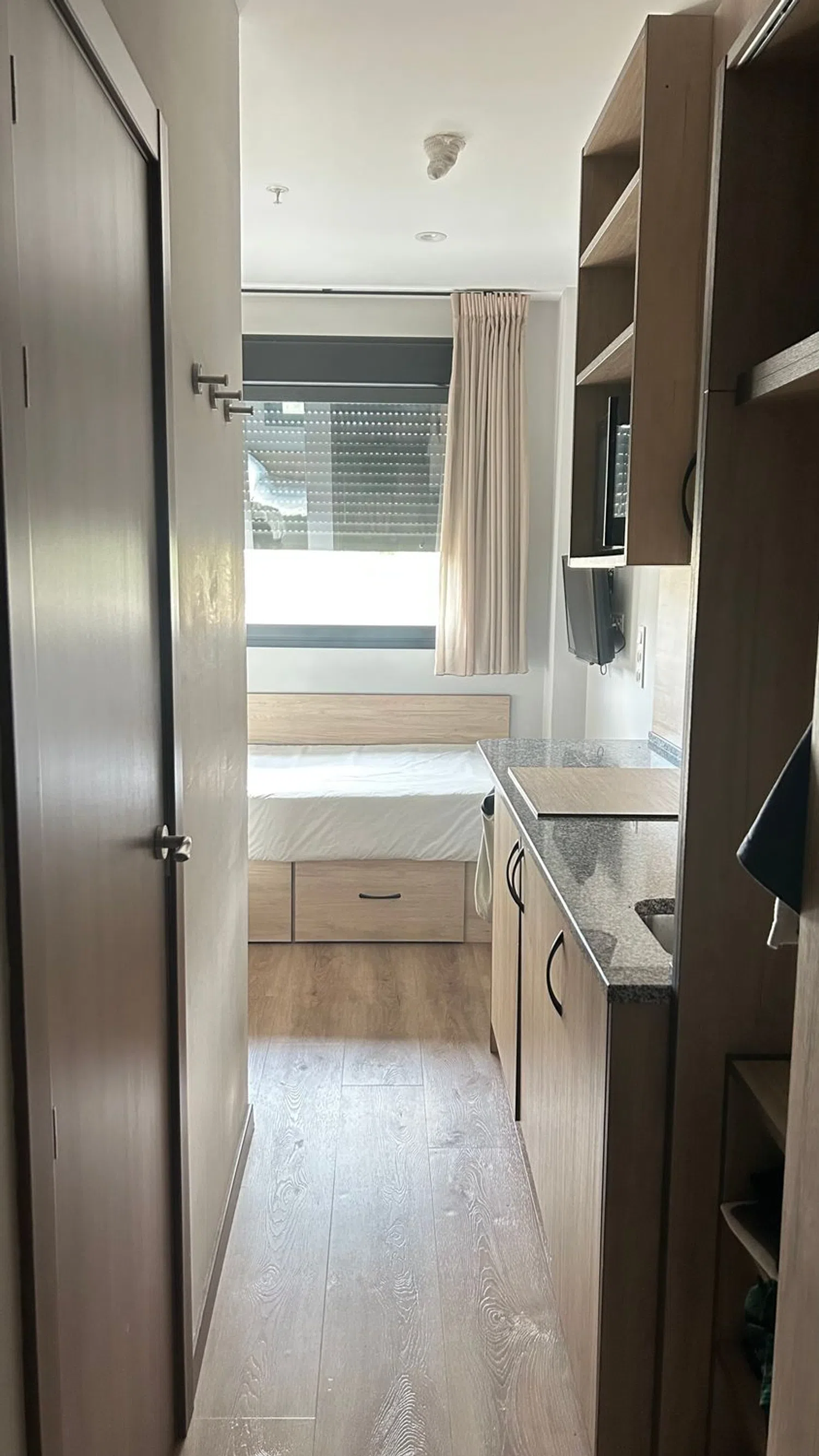 Estudio en avenida Nehemias, 26 - Foto 1