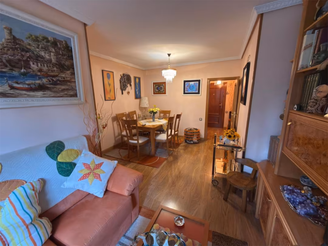 Piso en  Calle de Escalona 87 - Foto 2