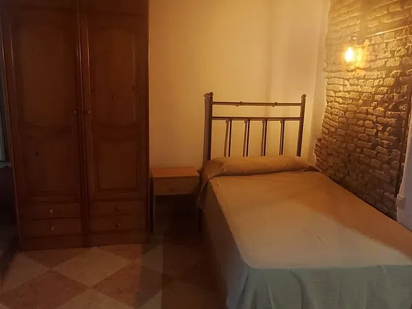 Estudio en calle Barrionuevo, 45