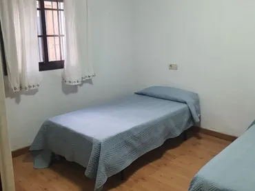Casa adosada en  Calle Martín Ruiz 14 - Foto 8
