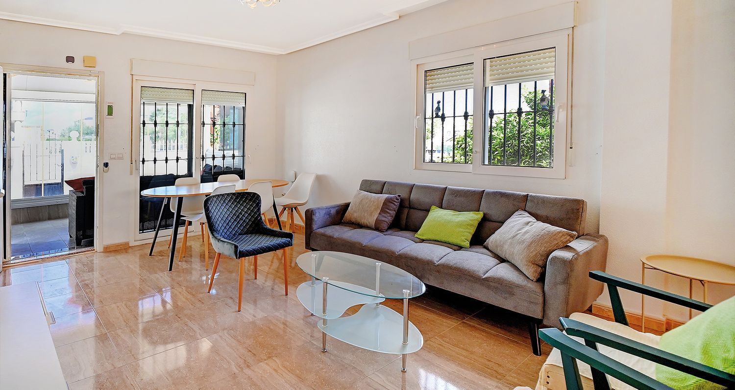 Casa o chalet independiente en Calle Barbero de Sevilla, 38, Villamartín - Foto 4