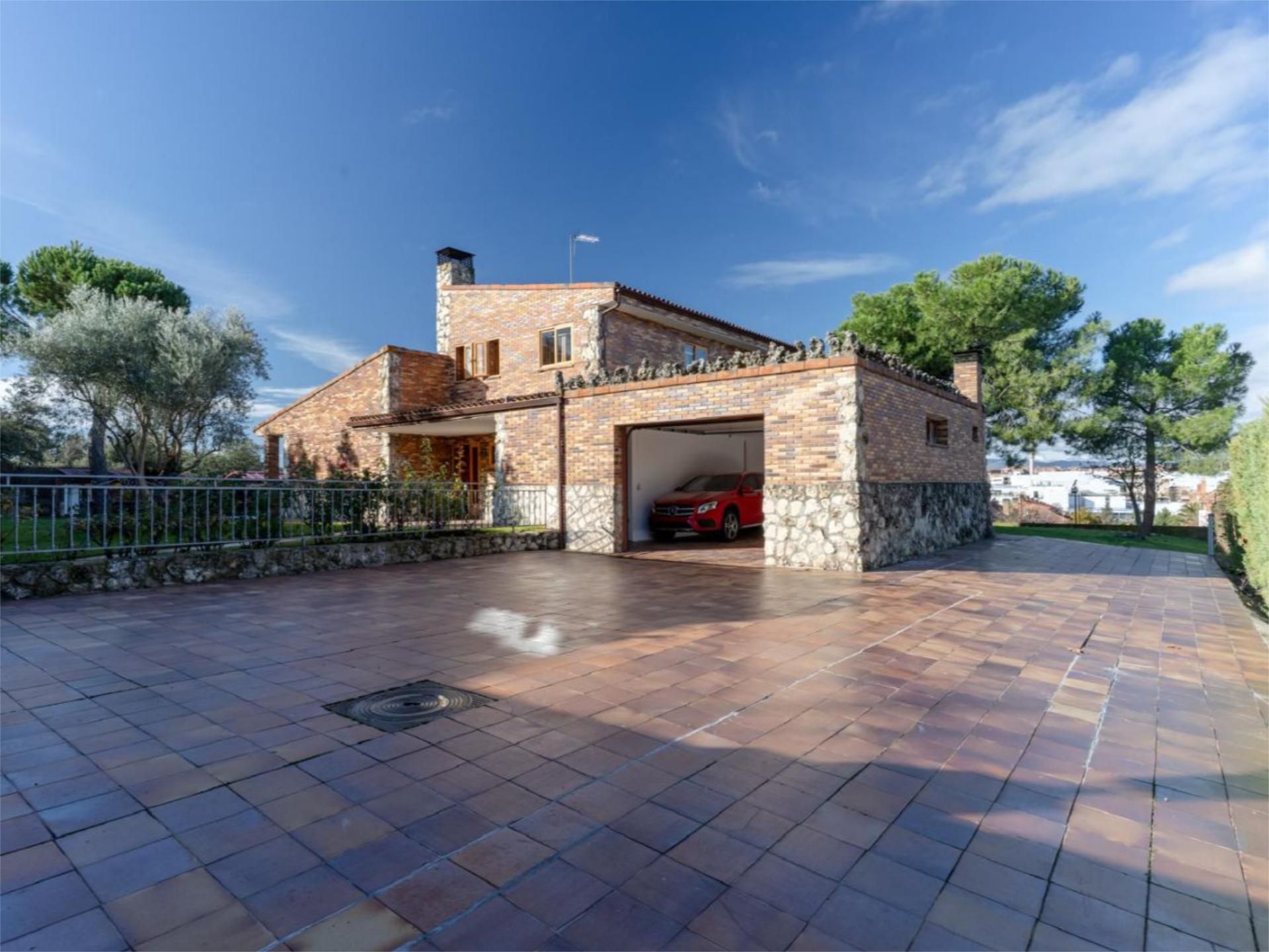 Chalet en Tres Cantos - Foto 2