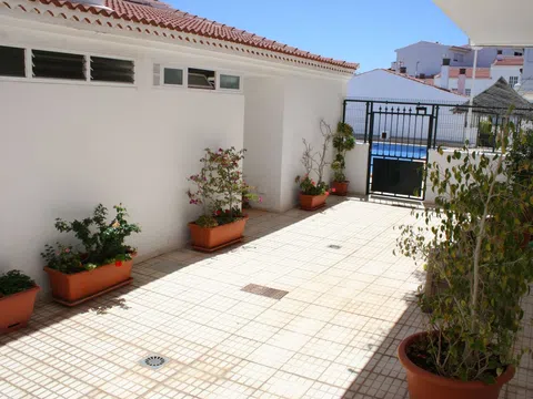 Piso en calle Cortés, 5