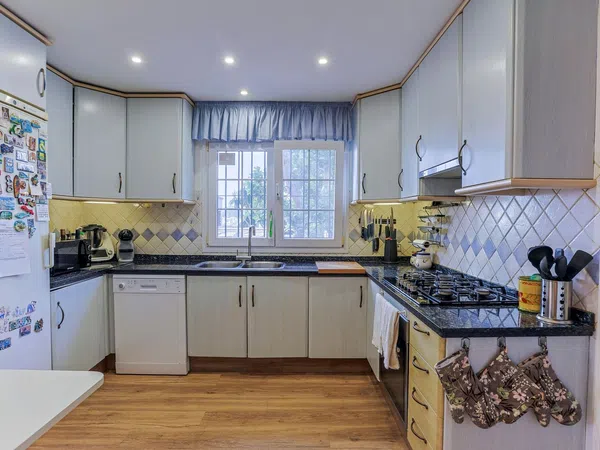 Casa independiente en calle Pico del Naranco, 59 - Foto 13