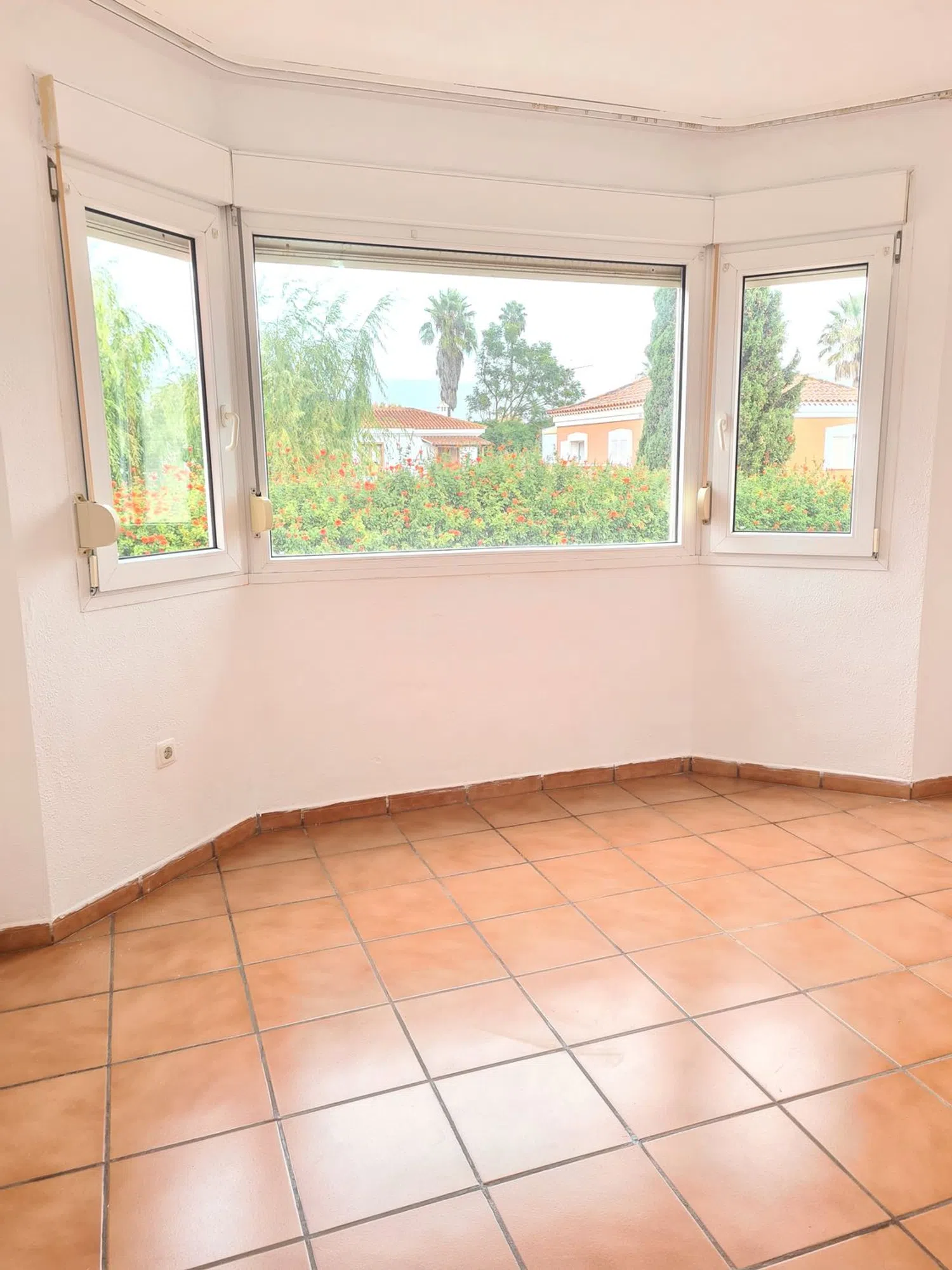 Chalet adosado en calle Galileo, 8 - Foto 1