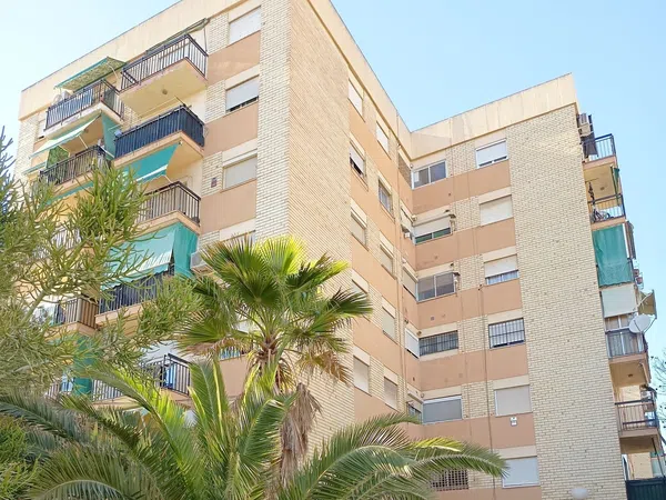 Piso en calle Senador José Vicente Mateo, 6