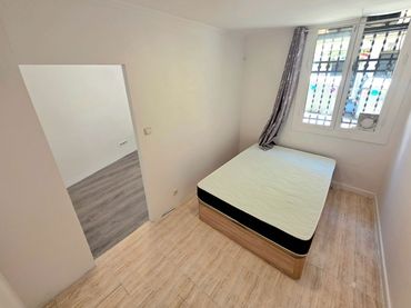 Piso en  Carrer del Montseny 130 - Foto 3
