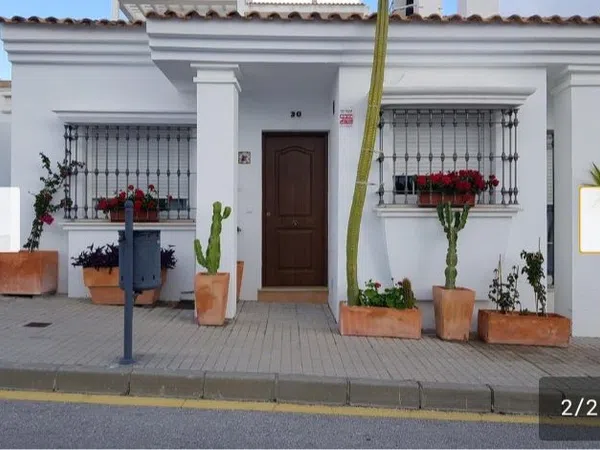 Chalet adosado en Calle Almirante Escaño, 30 - Foto 6
