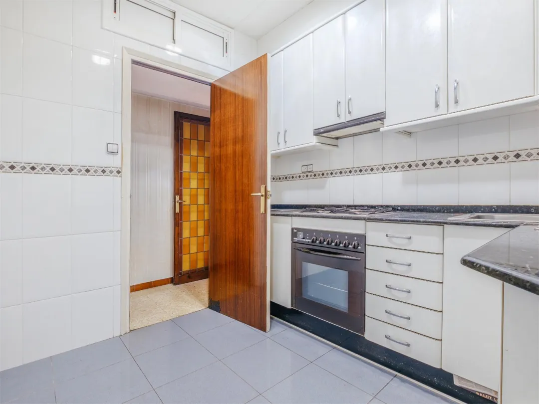 Piso en  Avinguda de Roma 107 - Foto 8