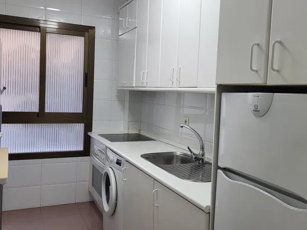 Piso en calle Vermondo Resta, 10 - Foto 1