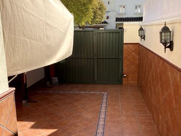 Casa adosada en  Calle José Luis López-Aranguren 477 - Foto 3