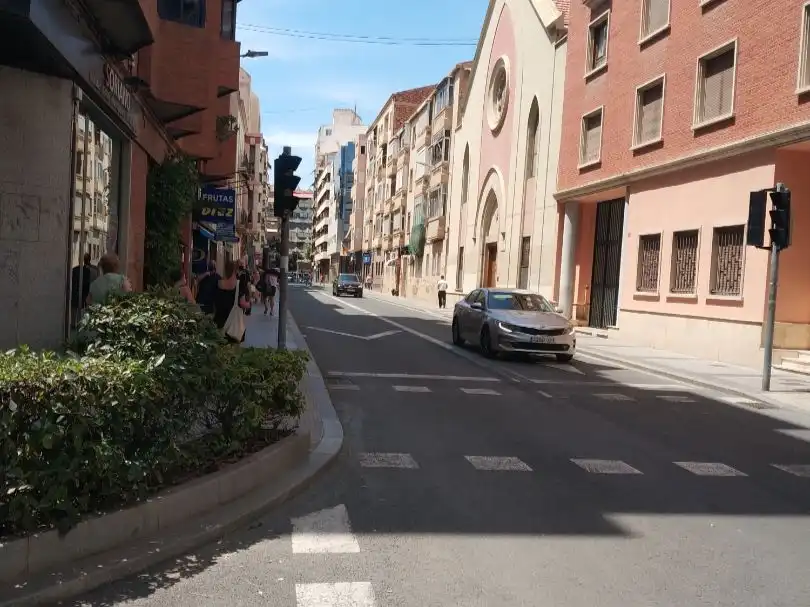 Piso en  Carrer Reis Catòlics 32 - Foto 3