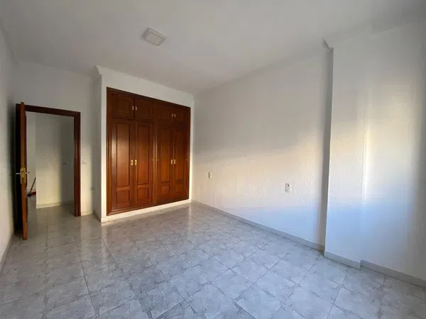 Piso en Calle Manuel de Falla, 1, Figares, Figares - Foto 4