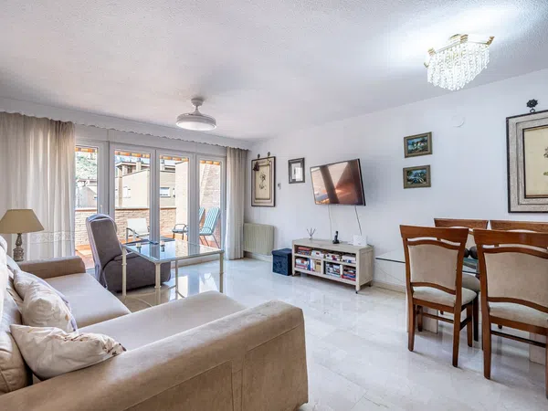 Piso en Paseo de las Palmas, 114, Ctra Sierra - Acceso Nuevo Alhambra, Ctra Sierra - Acceso Nuevo Alhambra - Foto 1