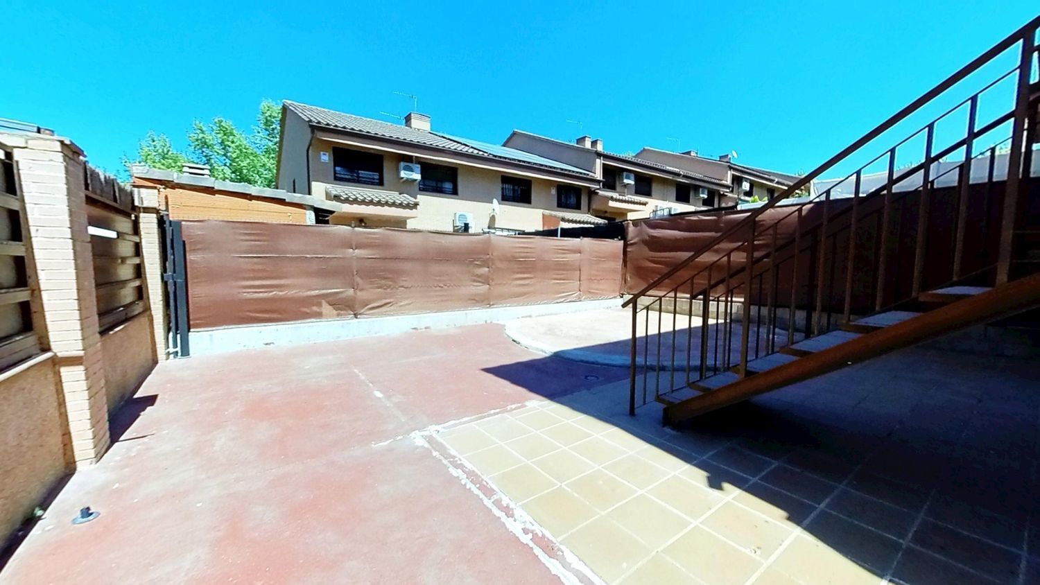 Chalet adosado en Mejorada del Campo - Foto 20