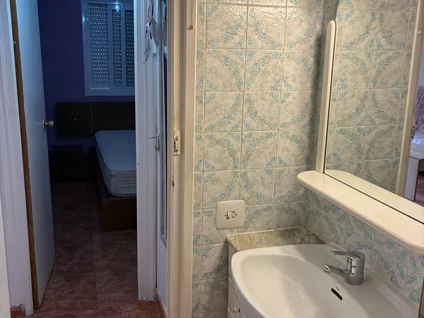 Estudio en Calle de Victòria dels Àngels, 27 - Foto 4