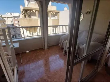 Apartamento en Torrevieja - Foto 2