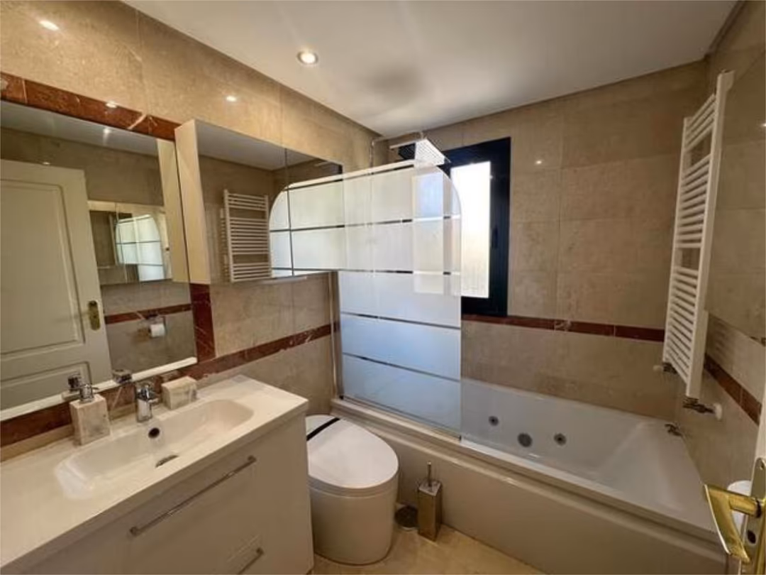 Apartamento en Nueva Andalucía - Foto 2