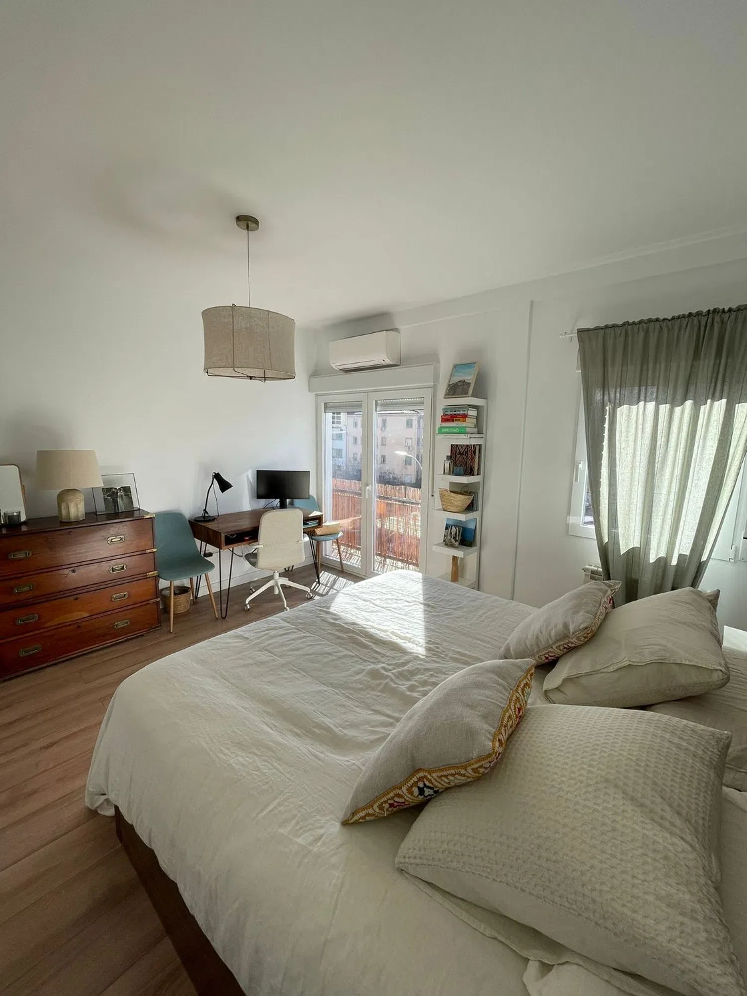 Piso en calle de la Infanta Mercedes, 97 - Foto 2