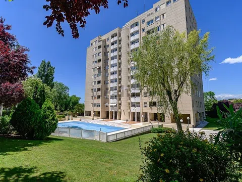 Dúplex en calle de Rosalía de Castro, 73