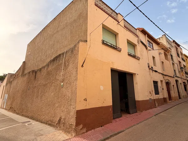 Chalet adosado en Calle Josep Nin, 11 - Foto 1