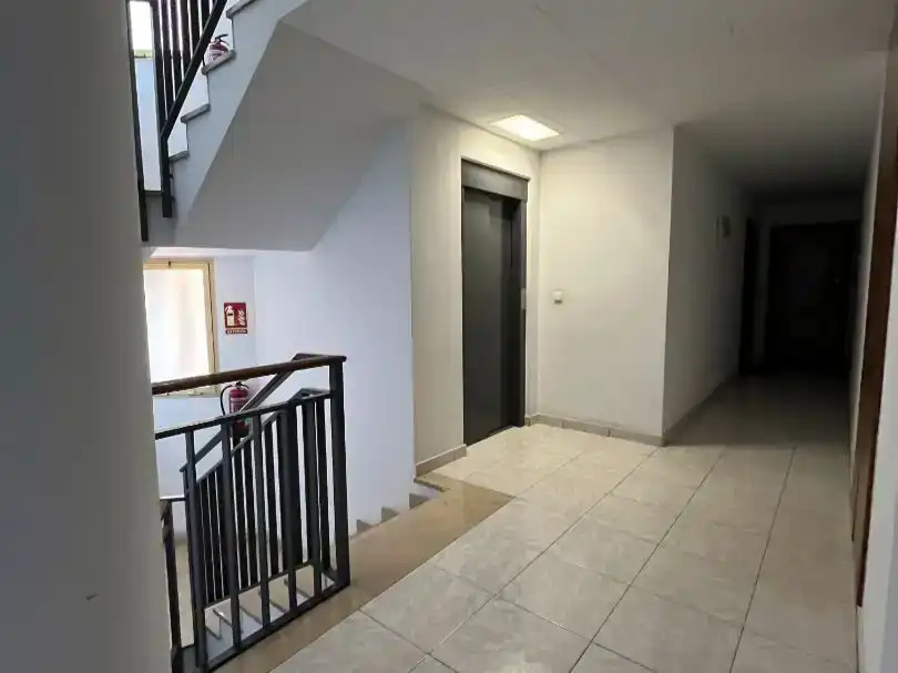 Piso en  Avinguda Marcel·lí Domingo 1 - Foto 6