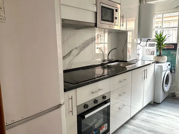 Piso en calle Conde de Cienfuegos, 1