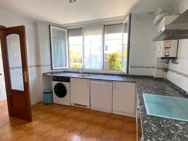 Chalet adosado en Calle Río Ugalde, 26, Lakua - Foto 12