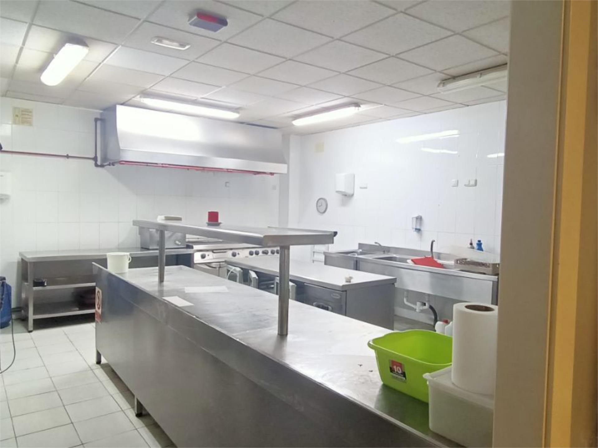 Piso en  Carrer Arquitecto Guardiola 18 - Foto 3