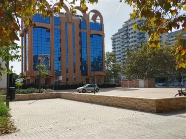 Oficina en  Avenida Amado Granell Mesado 75 - Foto 1